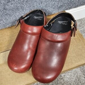 Dansko Ingrid Women's Slip-On Clogs Red Oiled Leather Comfort Size 38 US 7.5